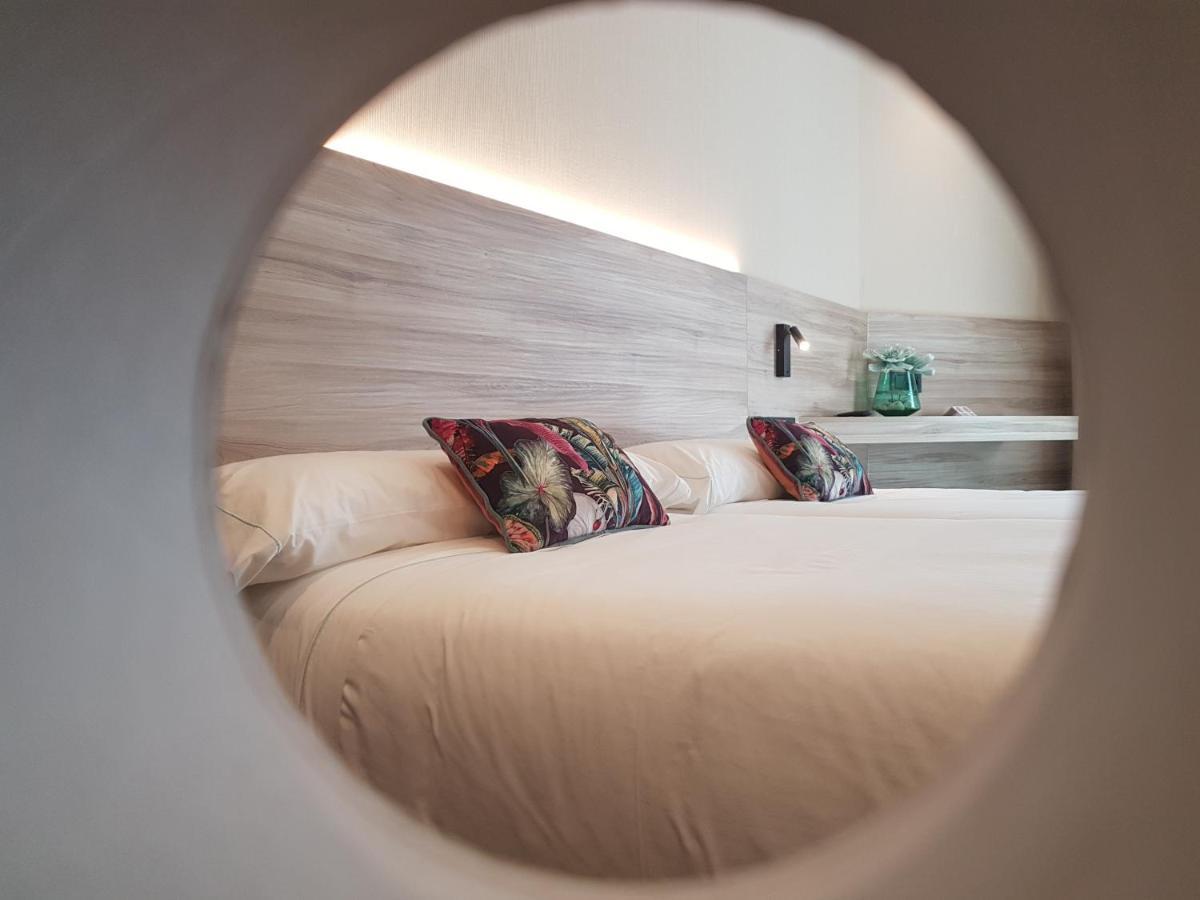 Hotel Delfin Azul Playa de la Lanzada エクステリア 写真